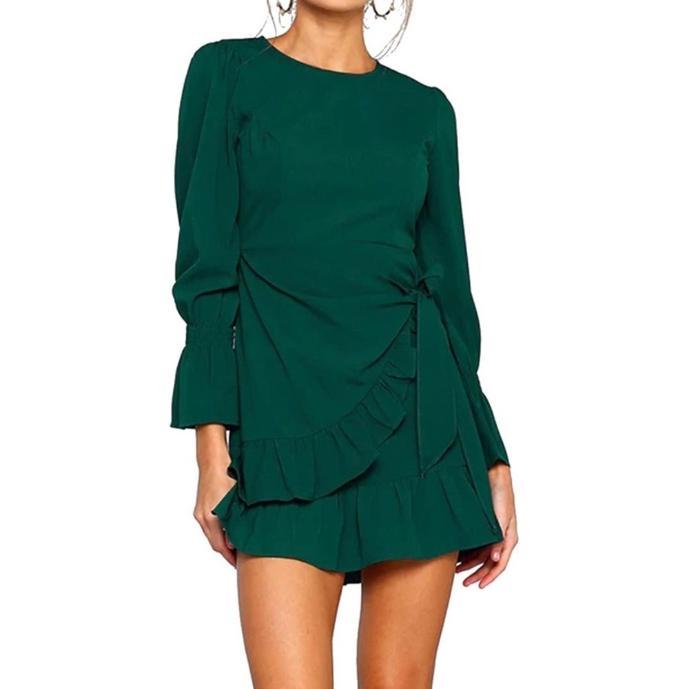 BOUTIQUE Women Christmas Green Wrap Dress.